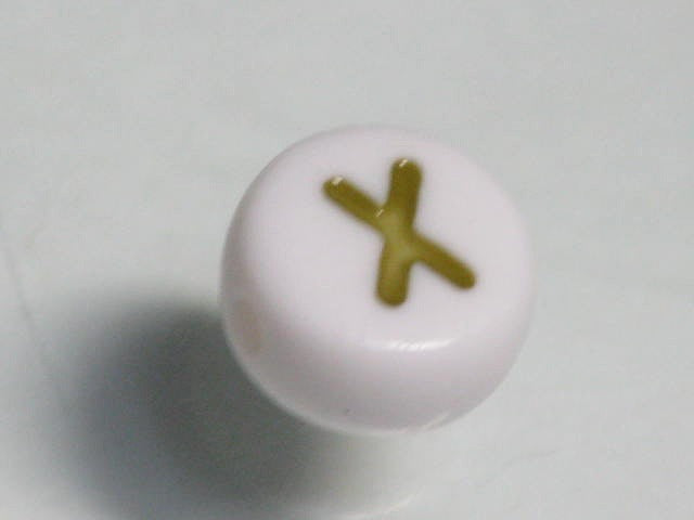 TOKO-BEADS P010-1-X Alphabet (X) 7mm P010-1-X アルファベット（X） 7mm Asian bead & African bead  Handmade,Lampeork,bead,asia,india,ethnic,parts,accessory,beads とんぼ玉,ビーズ,トンボ玉,アジア,インド,エスニック,手作り,パーツ,アクセサリー