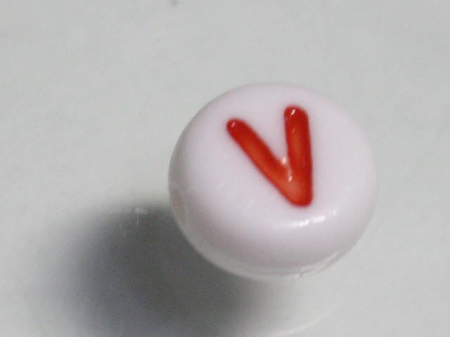 TOKO-BEADS P010-4-V Alphabet (V) 7mm P010-4-V アルファベット（V） 7mm Asian bead & African bead  Handmade,Lampeork,bead,asia,india,ethnic,parts,accessory,beads とんぼ玉,ビーズ,トンボ玉,アジア,インド,エスニック,手作り,パーツ,アクセサリー