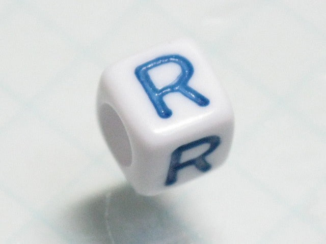 TOKO-BEADS P012-2-R Alphabet (R) 6mm P012-2-R アルファベット（R） 6mm Asian bead & African bead  Handmade,Lampeork,bead,asia,india,ethnic,parts,accessory,beads とんぼ玉,ビーズ,トンボ玉,アジア,インド,エスニック,手作り,パーツ,アクセサリー