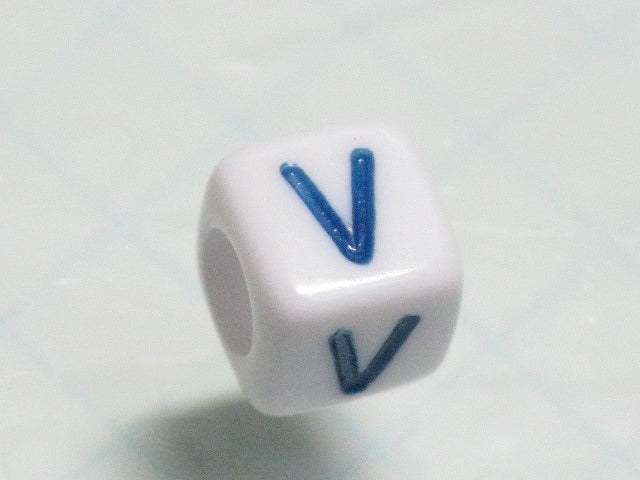 TOKO-BEADS P012-2-V Alphabet (V) 6mm P012-2-V アルファベット（V） 6mm Asian bead & African bead  Handmade,Lampeork,bead,asia,india,ethnic,parts,accessory,beads とんぼ玉,ビーズ,トンボ玉,アジア,インド,エスニック,手作り,パーツ,アクセサリー