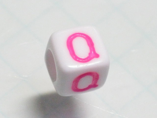 TOKO-BEADS P012-4-Q Alphabet (Q) 6mm P012-4-Q アルファベット（Q） 6mm Asian bead & African bead  Handmade,Lampeork,bead,asia,india,ethnic,parts,accessory,beads とんぼ玉,ビーズ,トンボ玉,アジア,インド,エスニック,手作り,パーツ,アクセサリー