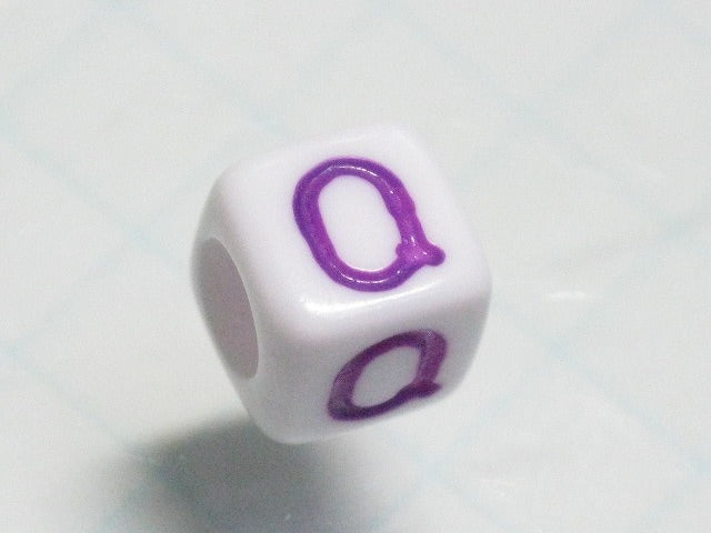 TOKO-BEADS P012-5-Q Alphabet (Q) 6mm P012-5-Q アルファベット（Q） 6mm Asian bead & African bead  Handmade,Lampeork,bead,asia,india,ethnic,parts,accessory,beads とんぼ玉,ビーズ,トンボ玉,アジア,インド,エスニック,手作り,パーツ,アクセサリー