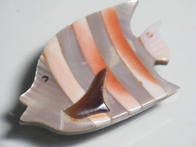TOKO-BEADS PB005-34 Shell Charm 35mm PB005-34 シェルチャーム（魚） 35mm Asian bead & African bead  Handmade,Lampeork,bead,asia,india,ethnic,parts,accessory,beads とんぼ玉,ビーズ,トンボ玉,アジア,インド,エスニック,手作り,パーツ,アクセサリー