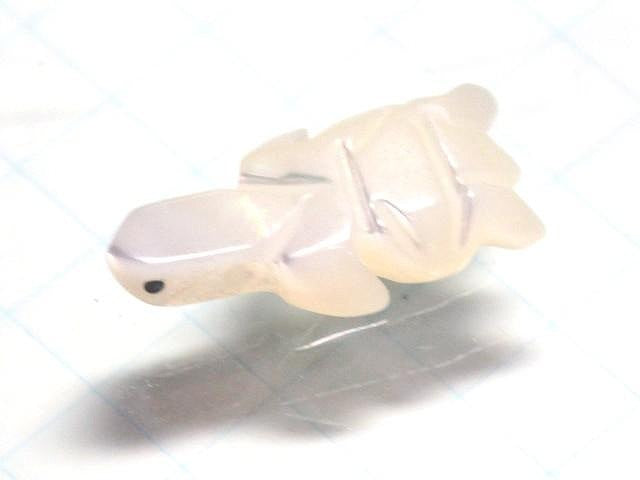TOKO-BEADS PB005-50 Shell Charm 16mm PB005-50 シェルチャーム（カメ） 16mm Asian bead & African bead  Handmade,Lampeork,bead,asia,india,ethnic,parts,accessory,beads とんぼ玉,ビーズ,トンボ玉,アジア,インド,エスニック,手作り,パーツ,アクセサリー