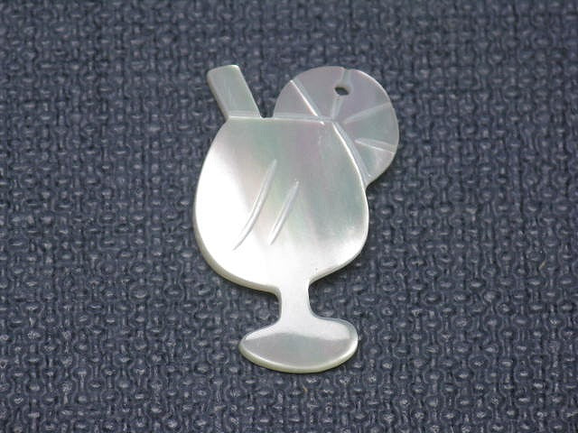 TOKO-BEADS PB007-04 Shell Charm 21mm PB007-04 シェルチャーム（グラス） 21mm Asian bead & African bead  Handmade,Lampeork,bead,asia,india,ethnic,parts,accessory,beads とんぼ玉,ビーズ,トンボ玉,アジア,インド,エスニック,手作り,パーツ,アクセサリー
