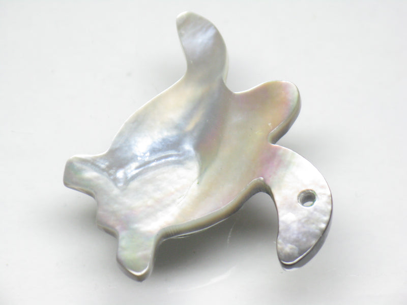 TOKO-BEADS PB007-36 Shell Charm 30mm PB007-36 シェルチャーム（カメ） 30mm Asian bead & African bead  Handmade,Lampeork,bead,asia,india,ethnic,parts,accessory,beads とんぼ玉,ビーズ,トンボ玉,アジア,インド,エスニック,手作り,パーツ,アクセサリー