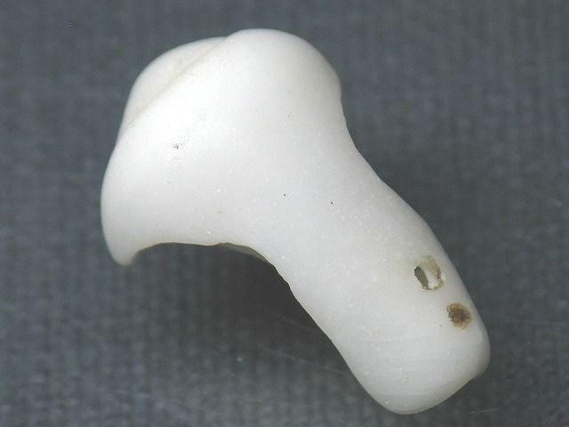 TOKO-BEADS PB008-99 Beach Shell Charm 26mm PB008-99 ビーチシェルチャーム 26mm Asian bead & African bead  Handmade,Lampeork,bead,asia,india,ethnic,parts,accessory,beads とんぼ玉,ビーズ,トンボ玉,アジア,インド,エスニック,手作り,パーツ,アクセサリー