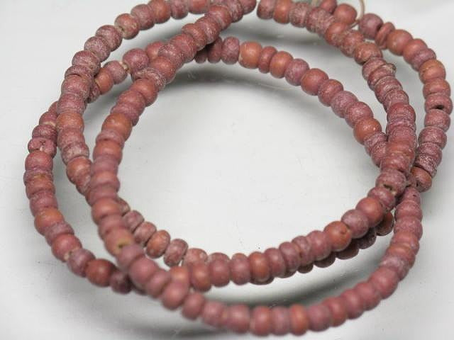 TOKO-BEADS PW201-02N Palmtree Seed bead (strand) 3.5~4mm PW201-02N ココナッツシードビーズ（連） 3.5~4mm Asian bead & African bead  Handmade,Lampeork,bead,asia,india,ethnic,parts,accessory,beads とんぼ玉,ビーズ,トンボ玉,アジア,インド,エスニック,手作り,パーツ,アクセサリー