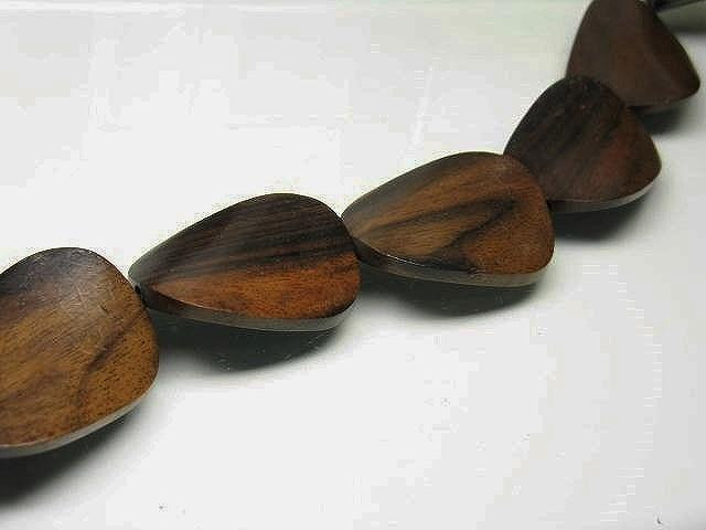 TOKO-BEADS PW311-92N Wooden bead (strand) 25.5mm PW311-92N ウッドビーズ（連） 25.5mm Asian bead & African bead  Handmade,Lampeork,bead,asia,india,ethnic,parts,accessory,beads とんぼ玉,ビーズ,トンボ玉,アジア,インド,エスニック,手作り,パーツ,アクセサリー