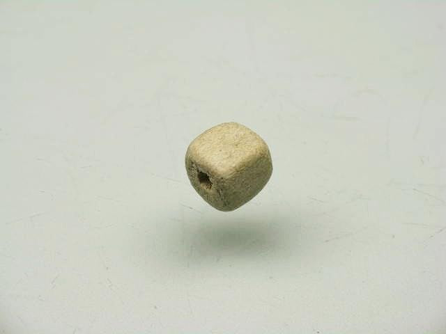 TOKO-BEADS PW999-12S Wooden bead 4~5.5mm PW999-12S ウッドビーズ 4~5.5mm Asian bead & African bead  Handmade,Lampeork,bead,asia,india,ethnic,parts,accessory,beads とんぼ玉,ビーズ,トンボ玉,アジア,インド,エスニック,手作り,パーツ,アクセサリー