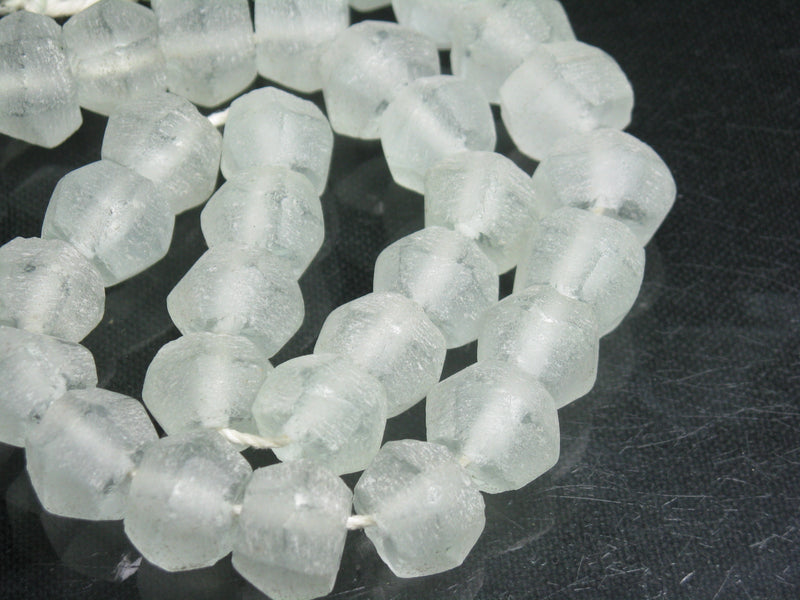 TOKO-BEADS RC001N-10 Recycled Glass bead (strand) 12~14mm RC001N-10 リサイクルガラスビーズ（連） 12~14mm Asian bead & African bead  Handmade,Lampeork,bead,asia,india,ethnic,parts,accessory,beads とんぼ玉,ビーズ,トンボ玉,アジア,インド,エスニック,手作り,パーツ,アクセサリー