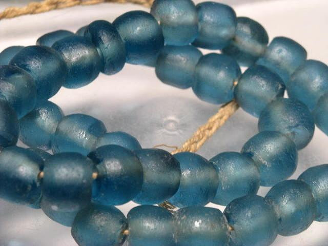 TOKO-BEADS RC004N-12 Recycled Glass bead (strand) 13~14mm RC004N-12 リサイクルガラスビーズ（連） 13~14mm Asian bead & African bead  Handmade,Lampeork,bead,asia,india,ethnic,parts,accessory,beads とんぼ玉,ビーズ,トンボ玉,アジア,インド,エスニック,手作り,パーツ,アクセサリー