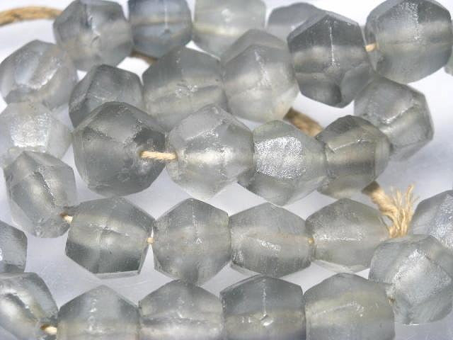 TOKO-BEADS RC004N-28 Recycled Glass bead (strand) 12~15mm RC004N-28 リサイクルガラスビーズ（連） 12~15mm Asian bead & African bead  Handmade,Lampeork,bead,asia,india,ethnic,parts,accessory,beads とんぼ玉,ビーズ,トンボ玉,アジア,インド,エスニック,手作り,パーツ,アクセサリー