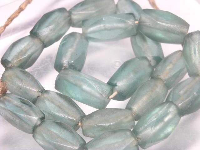 TOKO-BEADS RC004N-36 Recycled Glass bead (strand) 10~12mm RC004N-36 リサイクルガラスビーズ（連） 10~12mm Asian bead & African bead  Handmade,Lampeork,bead,asia,india,ethnic,parts,accessory,beads とんぼ玉,ビーズ,トンボ玉,アジア,インド,エスニック,手作り,パーツ,アクセサリー