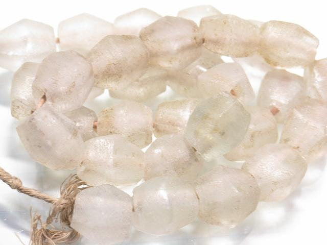 TOKO-BEADS RC101N-34 Recycled Glass bead (strand) 10~12mm RC101N-34 リサイクルガラスビーズ（連） 10~12mmLoose Kazuri カズリビーズ Asian bead & African bead  Handmade,Lampeork,bead,asia,india,ethnic,parts,accessory,beads とんぼ玉,ビーズ,トンボ玉,アジア,インド,エスニック,手作り,パーツ,アクセサリー