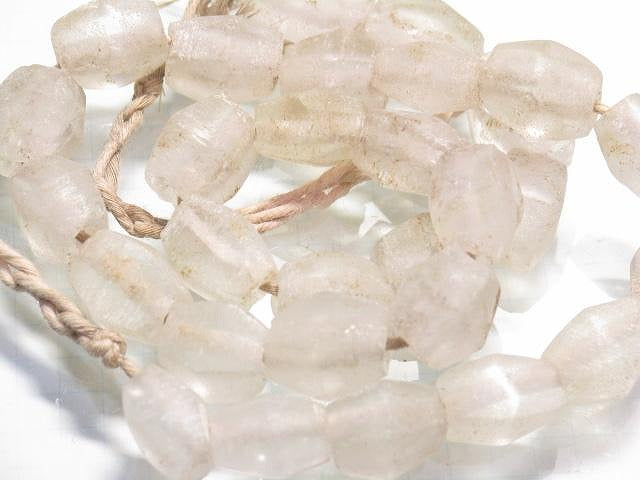 TOKO-BEADS RC101N-32 Recycled Glass bead (strand) 10~13mm RC101N-32 リサイクルガラスビーズ（連） 10~13mmLoose Kazuri カズリビーズ Asian bead & African bead  Handmade,Lampeork,bead,asia,india,ethnic,parts,accessory,beads とんぼ玉,ビーズ,トンボ玉,アジア,インド,エスニック,手作り,パーツ,アクセサリー