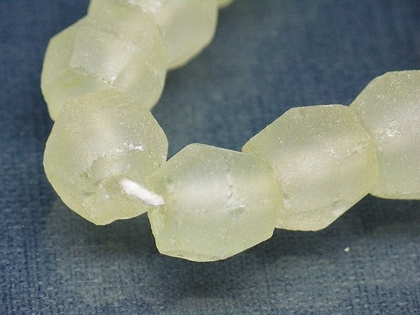 TOKO-BEADS RC101-59N Recycled Glass bead (strand) 13~15mm RC101-59N リサイクルガラスビーズ（連） 13~15mm Asian bead & African bead  Handmade,Lampeork,bead,asia,india,ethnic,parts,accessory,beads とんぼ玉,ビーズ,トンボ玉,アジア,インド,エスニック,手作り,パーツ,アクセサリー