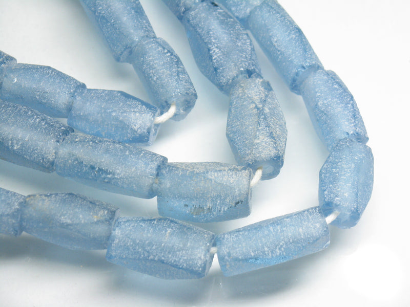 TOKO-BEADS RC201N-32 Recycled glass bead (strand) 7.5~10mm RC201N-32 リサイクルガラスビーズ（連） 7.5~10mmLoose Kazuri カズリビーズ Asian bead & African bead  Handmade,Lampeork,bead,asia,india,ethnic,parts,accessory,beads とんぼ玉,ビーズ,トンボ玉,アジア,インド,エスニック,手作り,パーツ,アクセサリー