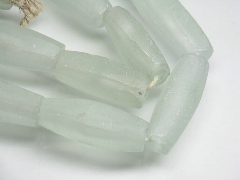 TOKO-BEADS RC201N-41 Recycled glass bead (strand) 10~15mm RC201N-41 リサイクルガラスビーズ（連） 10~15mmLoose Kazuri カズリビーズ Asian bead & African bead  Handmade,Lampeork,bead,asia,india,ethnic,parts,accessory,beads とんぼ玉,ビーズ,トンボ玉,アジア,インド,エスニック,手作り,パーツ,アクセサリー