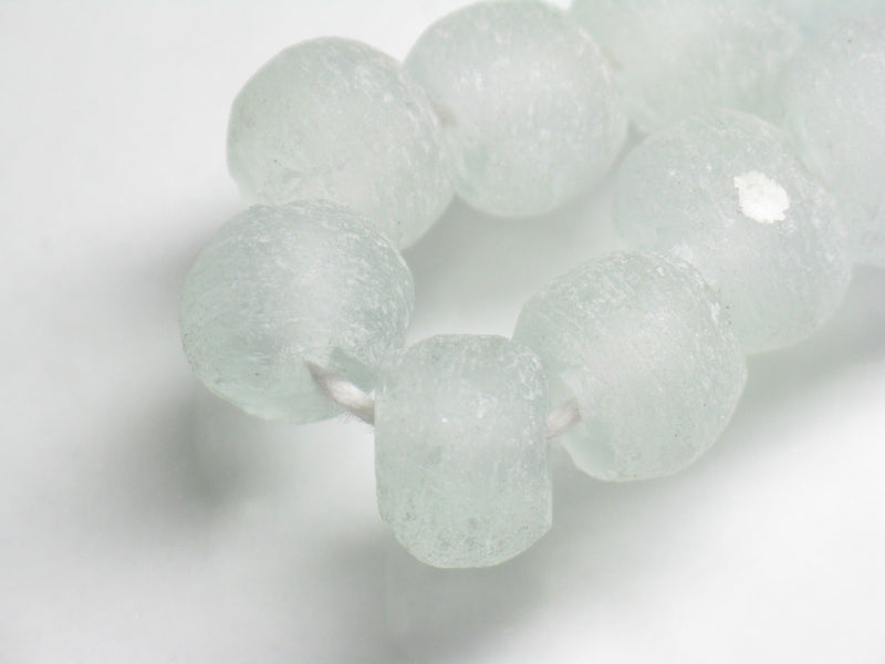 TOKO-BEADS RC202-02N Recycled glass bead (strand) 10~11.5mm RC202-02N リサイクルガラスビーズ（連） 10~11.5mm Asian bead & African bead  Handmade,Lampeork,bead,asia,india,ethnic,parts,accessory,beads とんぼ玉,ビーズ,トンボ玉,アジア,インド,エスニック,手作り,パーツ,アクセサリー