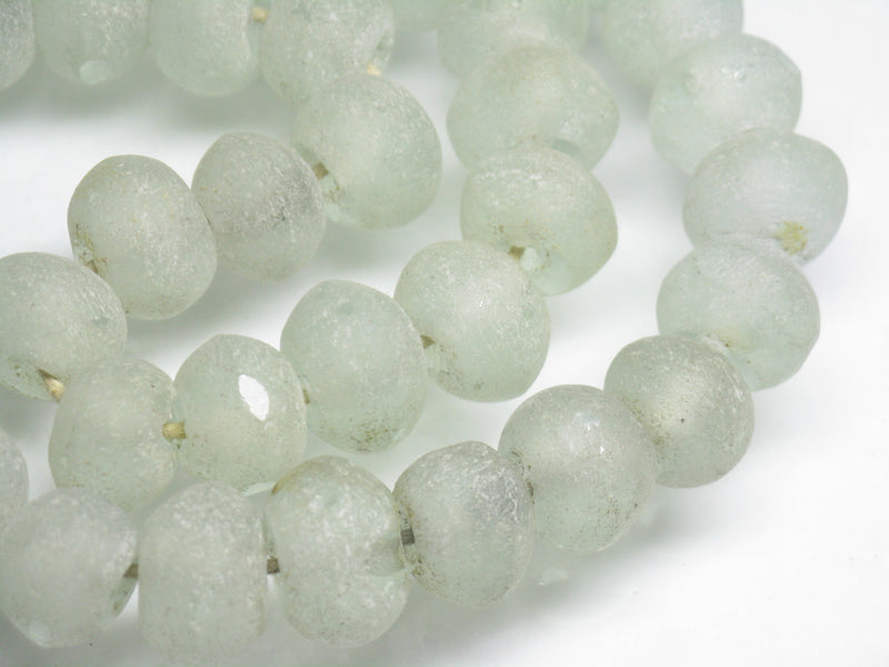 TOKO-BEADS RC202-14N Recycled glass bead (strand) 11~15mm RC202-14N リサイクルガラスビーズ（連） 11~15mm Asian bead & African bead  Handmade,Lampeork,bead,asia,india,ethnic,parts,accessory,beads とんぼ玉,ビーズ,トンボ玉,アジア,インド,エスニック,手作り,パーツ,アクセサリー