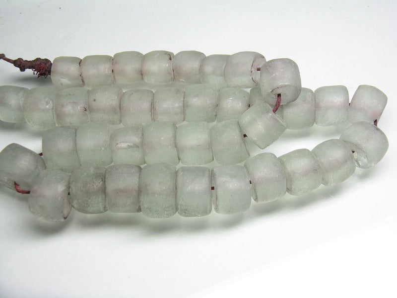 TOKO-BEADS RC202-30N Recycled glass bead (strand) 14~19mm RC202-30N リサイクルガラスビーズ（連） 14~19mm Asian bead & African bead  Handmade,Lampeork,bead,asia,india,ethnic,parts,accessory,beads とんぼ玉,ビーズ,トンボ玉,アジア,インド,エスニック,手作り,パーツ,アクセサリー