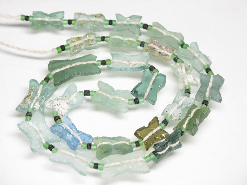 TOKO-BEADS RG101-11N Roman glass (butterfly cut) (strand) 9~12mm RG101-11N ローマングラス(バタフライカット)（連） 9~12mm Asian bead & African bead  Handmade,Lampeork,bead,asia,india,ethnic,parts,accessory,beads とんぼ玉,ビーズ,トンボ玉,アジア,インド,エスニック,手作り,パーツ,アクセサリー