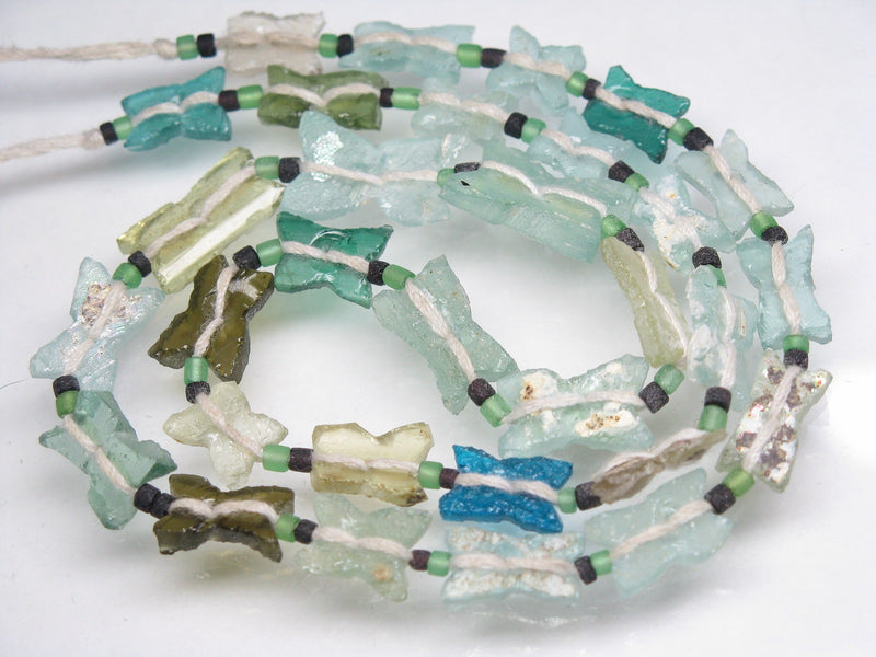 TOKO-BEADS RG101N-01 Roman glass (butterfly cut) (strand) 6~9mm RG101N-01 ローマングラス(バタフライカット)（連） 6~9mm Asian bead & African bead  Handmade,Lampeork,bead,asia,india,ethnic,parts,accessory,beads とんぼ玉,ビーズ,トンボ玉,アジア,インド,エスニック,手作り,パーツ,アクセサリー