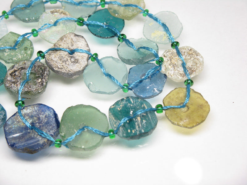 TOKO-BEADS RG102-01N Disk-shaped Roman glass (strand 21pcs) 13~18mm RG102-01N 円盤型ローマングラス（連 21個) 13~18mm Asian bead & African bead  Handmade,Lampeork,bead,asia,india,ethnic,parts,accessory,beads とんぼ玉,ビーズ,トンボ玉,アジア,インド,エスニック,手作り,パーツ,アクセサリー