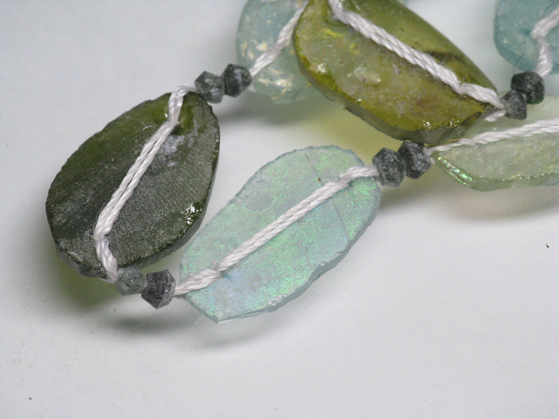 TOKO-BEADS RG104-04N Oval Roman glass with 2 Holes (strand) 11~18mm RG104-04N オーバルローマングラス２穴（連） 11~18mm Asian bead & African bead  Handmade,Lampeork,bead,asia,india,ethnic,parts,accessory,beads とんぼ玉,ビーズ,トンボ玉,アジア,インド,エスニック,手作り,パーツ,アクセサリー