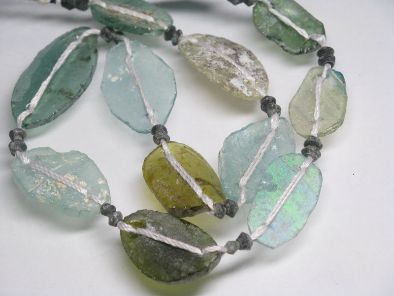 TOKO-BEADS RG104-04N Oval Roman glass with 2 Holes (strand) 11~18mm RG104-04N オーバルローマングラス２穴（連） 11~18mm Asian bead & African bead  Handmade,Lampeork,bead,asia,india,ethnic,parts,accessory,beads とんぼ玉,ビーズ,トンボ玉,アジア,インド,エスニック,手作り,パーツ,アクセサリー