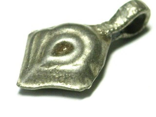 TOKO-BEADS SV266 Afgan Silver Charm 18mm SV266 アフガンシルバーチャーム 18mm Asian bead & African bead  Handmade,Lampeork,bead,asia,india,ethnic,parts,accessory,beads とんぼ玉,ビーズ,トンボ玉,アジア,インド,エスニック,手作り,パーツ,アクセサリー