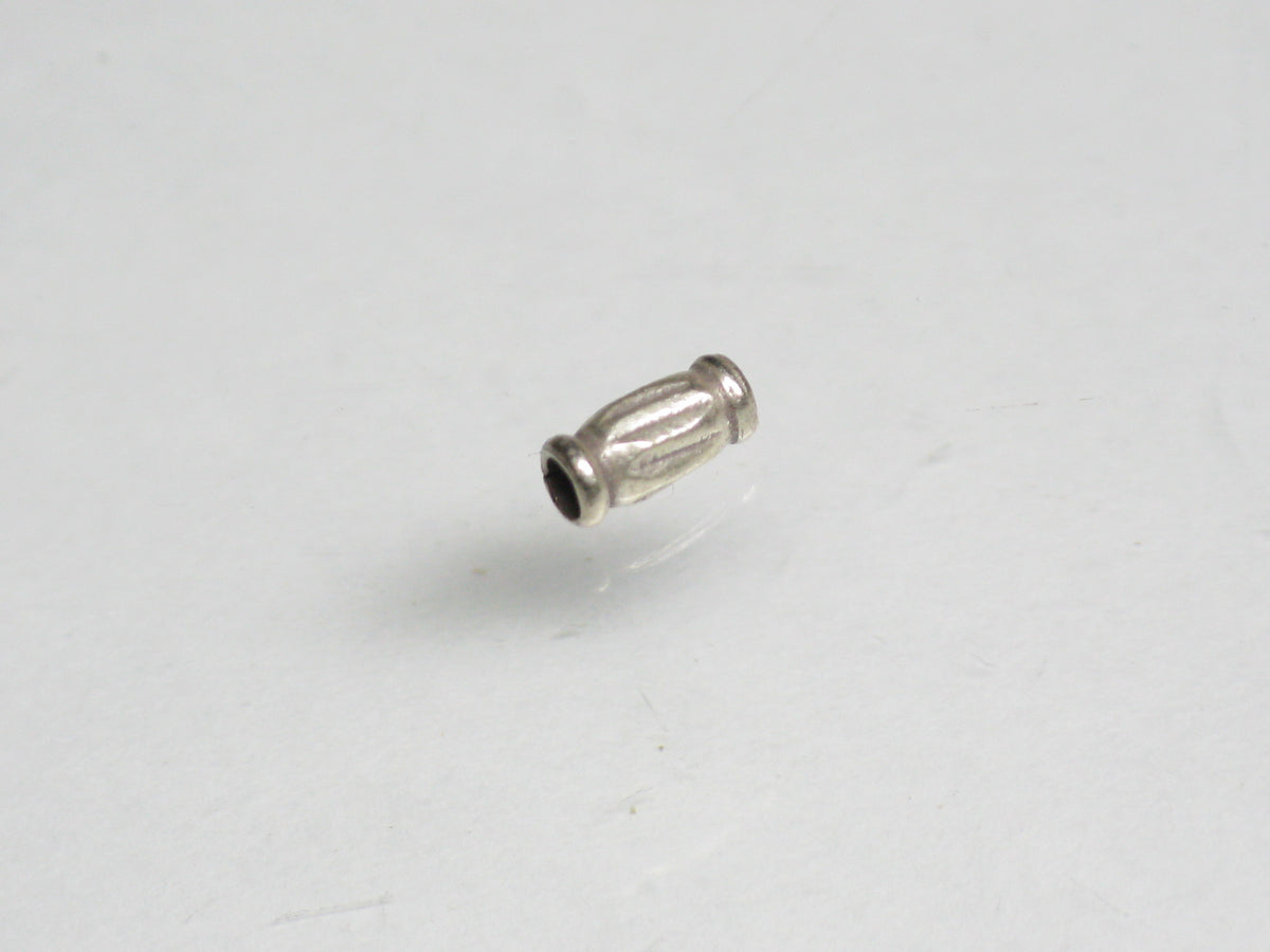 TOKO-BEADS |SV300 カレンシルバービーズ 2.5mm
