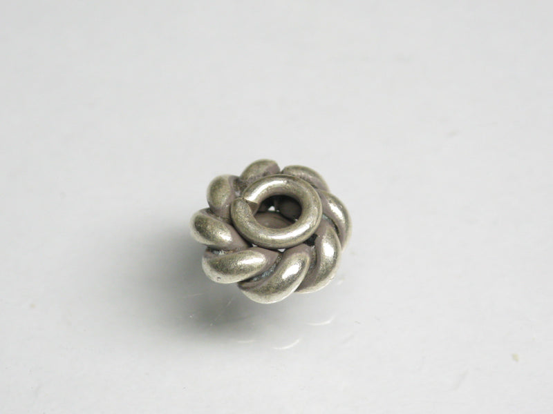 TOKO-BEADS SV306 Karen Silver bead 9.5mm SV306 カレンシルバービーズ 9.5mm Asian bead & African bead  Handmade,Lampeork,bead,asia,india,ethnic,parts,accessory,beads とんぼ玉,ビーズ,トンボ玉,アジア,インド,エスニック,手作り,パーツ,アクセサリー