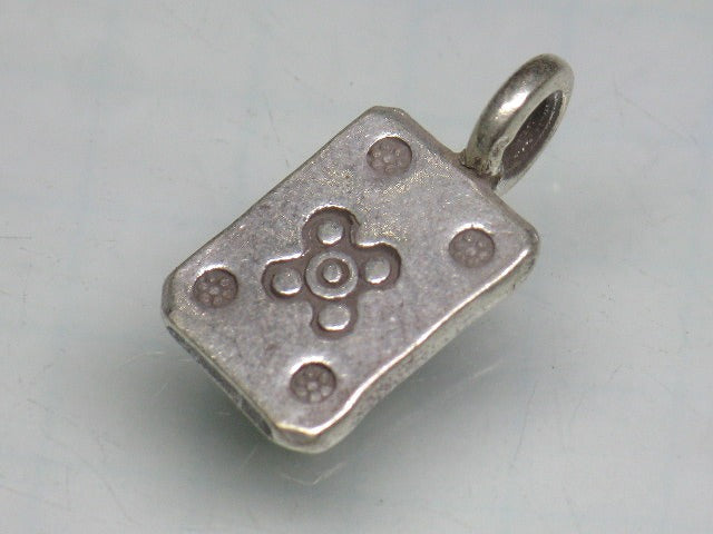 TOKO-BEADS SV401-25 Karen Silver Charm 15mm SV401-25 カレンシルバーチャーム 15mm Asian bead & African bead  Handmade,Lampeork,bead,asia,india,ethnic,parts,accessory,beads とんぼ玉,ビーズ,トンボ玉,アジア,インド,エスニック,手作り,パーツ,アクセサリー