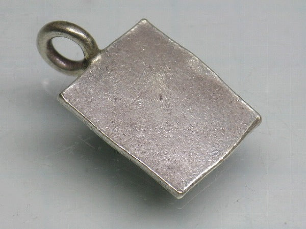 TOKO-BEADS SV401-26 Karen Silver Charm 18mm SV401-26 カレンシルバーチャーム 18mm Asian bead & African bead  Handmade,Lampeork,bead,asia,india,ethnic,parts,accessory,beads とんぼ玉,ビーズ,トンボ玉,アジア,インド,エスニック,手作り,パーツ,アクセサリー