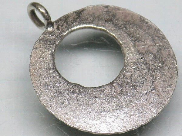 TOKO-BEADS SV401-45 Karen Silver Charm 25mm SV401-45 カレンシルバーチャーム 25mm Asian bead & African bead  Handmade,Lampeork,bead,asia,india,ethnic,parts,accessory,beads とんぼ玉,ビーズ,トンボ玉,アジア,インド,エスニック,手作り,パーツ,アクセサリー