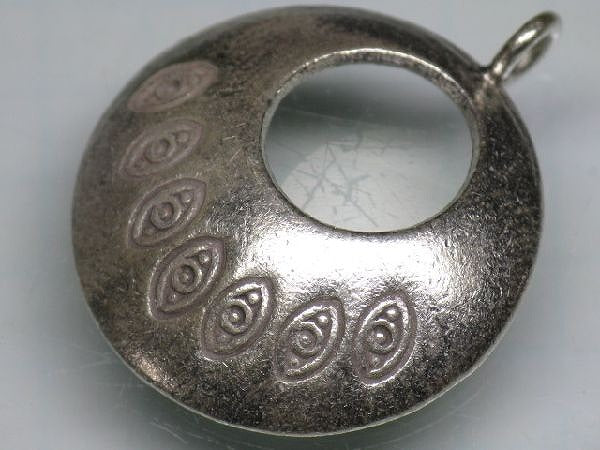 TOKO-BEADS SV401-49 Karen Silver Charm 27mm SV401-49 カレンシルバーチャーム 27mm Asian bead & African bead  Handmade,Lampeork,bead,asia,india,ethnic,parts,accessory,beads とんぼ玉,ビーズ,トンボ玉,アジア,インド,エスニック,手作り,パーツ,アクセサリー