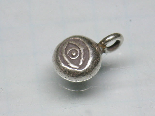 TOKO-BEADS SV401-70 Karen Silver Charm 11.5mm SV401-70 カレンシルバーチャーム 11.5mm Asian bead & African bead  Handmade,Lampeork,bead,asia,india,ethnic,parts,accessory,beads とんぼ玉,ビーズ,トンボ玉,アジア,インド,エスニック,手作り,パーツ,アクセサリー