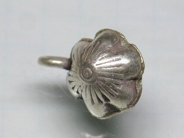 TOKO-BEADS SV401-79 Karen Silver Charm 16mm SV401-79 カレンシルバーチャーム 16mm Asian bead & African bead  Handmade,Lampeork,bead,asia,india,ethnic,parts,accessory,beads とんぼ玉,ビーズ,トンボ玉,アジア,インド,エスニック,手作り,パーツ,アクセサリー