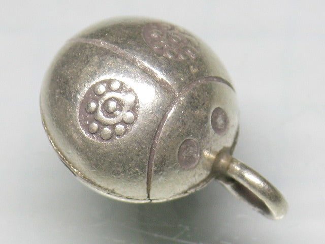 TOKO-BEADS SV401-81 Karen Silver Charm 18mm SV401-81 カレンシルバーチャーム 18mm Asian bead & African bead  Handmade,Lampeork,bead,asia,india,ethnic,parts,accessory,beads とんぼ玉,ビーズ,トンボ玉,アジア,インド,エスニック,手作り,パーツ,アクセサリー