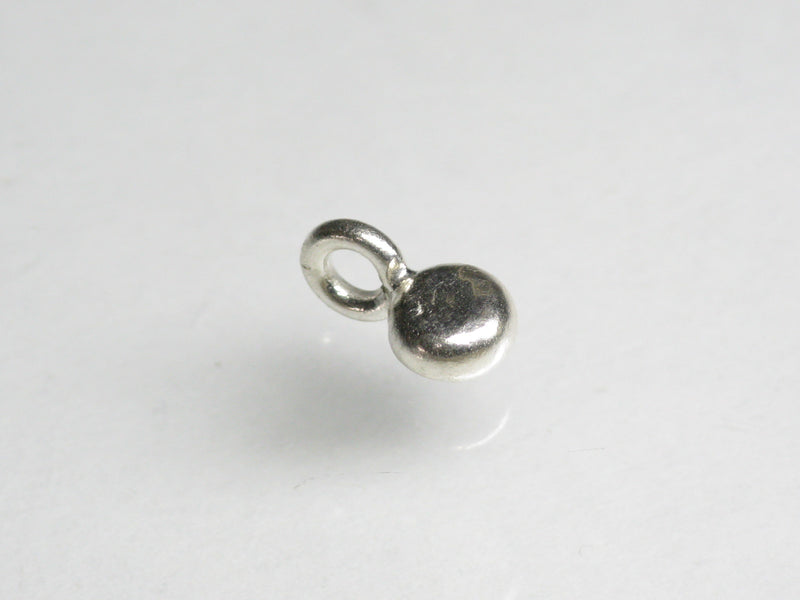 TOKO-BEADS SV402-01 Karen Silver Charm 9.4mm SV402-01 カレンシルバーチャーム 9.4mm Asian bead & African bead  Handmade,Lampeork,bead,asia,india,ethnic,parts,accessory,beads とんぼ玉,ビーズ,トンボ玉,アジア,インド,エスニック,手作り,パーツ,アクセサリー