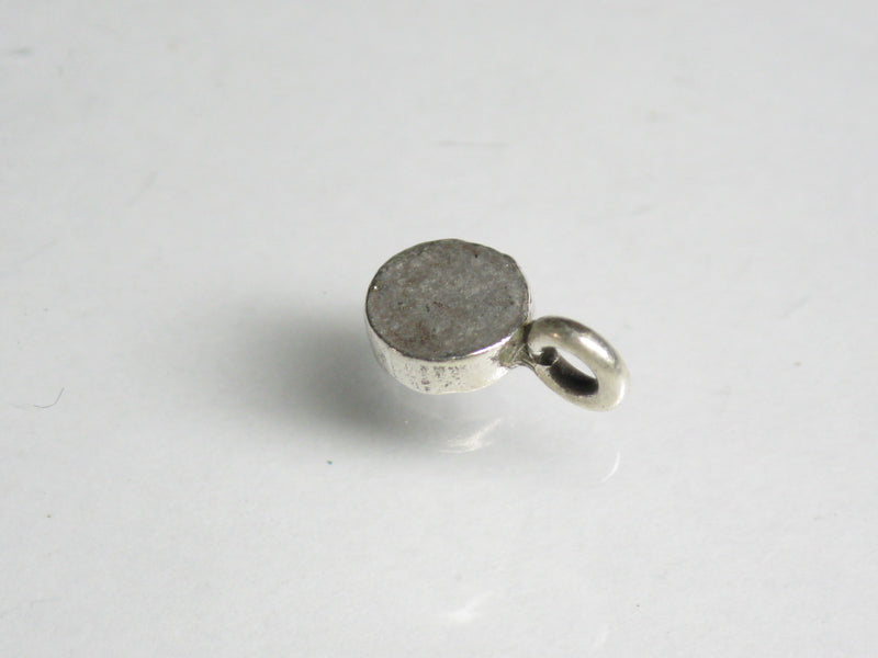 TOKO-BEADS SV402-04 Karen Silver Charm 10.5mm SV402-04 カレンシルバーチャーム 10.5mm Asian bead & African bead  Handmade,Lampeork,bead,asia,india,ethnic,parts,accessory,beads とんぼ玉,ビーズ,トンボ玉,アジア,インド,エスニック,手作り,パーツ,アクセサリー