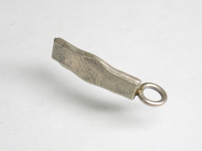 TOKO-BEADS SV402-11 Karen Silver Charm 20mm SV402-11 カレンシルバーチャーム 20mm Asian bead & African bead  Handmade,Lampeork,bead,asia,india,ethnic,parts,accessory,beads とんぼ玉,ビーズ,トンボ玉,アジア,インド,エスニック,手作り,パーツ,アクセサリー