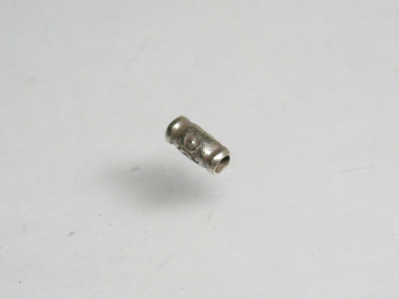TOKO-BEADS SV501-23 Karen Silver bead 2.4mm SV501-23 カレンシルバービーズ 2.4mm Asian bead & African bead  Handmade,Lampeork,bead,asia,india,ethnic,parts,accessory,beads とんぼ玉,ビーズ,トンボ玉,アジア,インド,エスニック,手作り,パーツ,アクセサリー