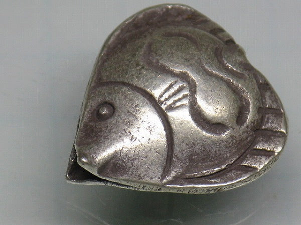TOKO-BEADS SV502-11 Karen Silver Charm 13.7mm SV502-11 カレンシルバーチャーム 13.7mm Asian bead & African bead  Handmade,Lampeork,bead,asia,india,ethnic,parts,accessory,beads とんぼ玉,ビーズ,トンボ玉,アジア,インド,エスニック,手作り,パーツ,アクセサリー