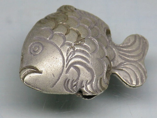 TOKO-BEADS SV502-12 Karen Silver Charm 22.4mm SV502-12 カレンシルバーチャーム 22.4mm Asian bead & African bead  Handmade,Lampeork,bead,asia,india,ethnic,parts,accessory,beads とんぼ玉,ビーズ,トンボ玉,アジア,インド,エスニック,手作り,パーツ,アクセサリー