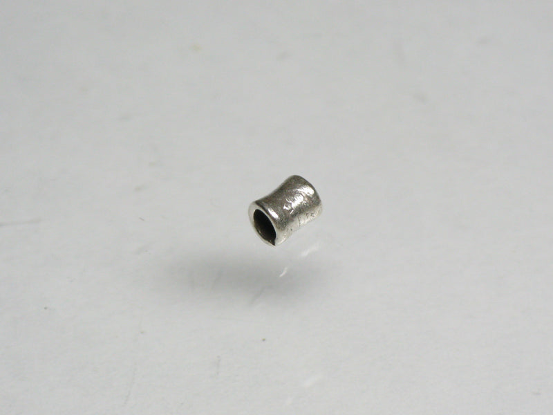 TOKO-BEADS SV701-02 Karen Silver bead 2.7mm SV701-02 カレンシルバービーズ 2.7mm Asian bead & African bead  Handmade,Lampeork,bead,asia,india,ethnic,parts,accessory,beads とんぼ玉,ビーズ,トンボ玉,アジア,インド,エスニック,手作り,パーツ,アクセサリー
