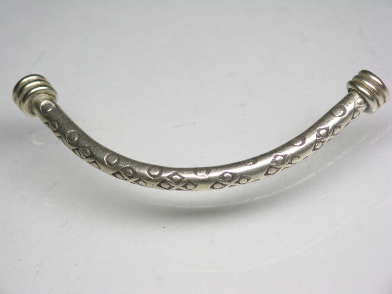 TOKO-BEADS SV701-11 Karen Silver bead 2.6mm SV701-11 カレンシルバービーズ 2.6mm Asian bead & African bead  Handmade,Lampeork,bead,asia,india,ethnic,parts,accessory,beads とんぼ玉,ビーズ,トンボ玉,アジア,インド,エスニック,手作り,パーツ,アクセサリー