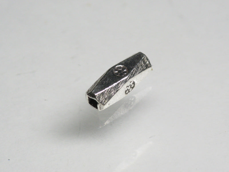 TOKO-BEADS SV702-03 Karen Silver bead 3mm SV702-03 カレンシルバービーズ 3mm Asian bead & African bead  Handmade,Lampeork,bead,asia,india,ethnic,parts,accessory,beads とんぼ玉,ビーズ,トンボ玉,アジア,インド,エスニック,手作り,パーツ,アクセサリー